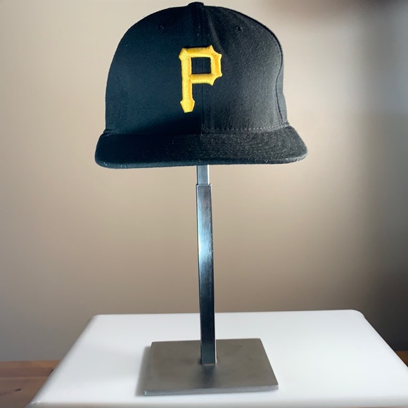 MLB Other - Pirates Hat. Size is 7 1/4